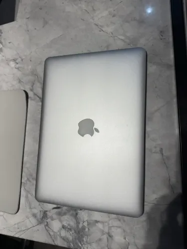 MacBook Air 13? 2017 - Funcionando Normalmente