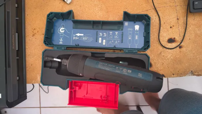 Parafusadeira a Bateria Bosch GO 3.6V com Maleta e Acessórios Original