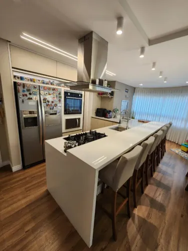 OPORTUNIDADE 3DORM, 2BWC, 2VG, MOB/EQUIP, CHURR. CARVÃO, EXC. LOCALIZAÇÃO LAZER COMPLETO!!