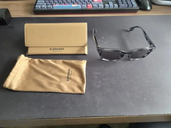 Oculos de sol Burberry B4403 - Original, Estado de Novo