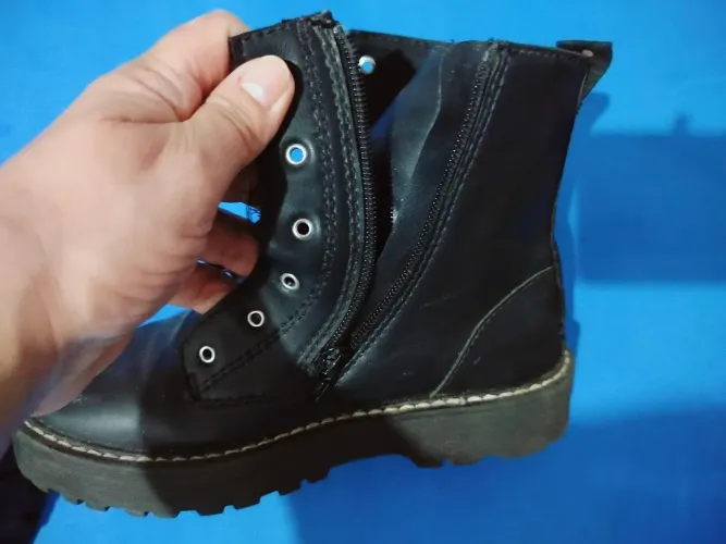 Coturno feminino preto 