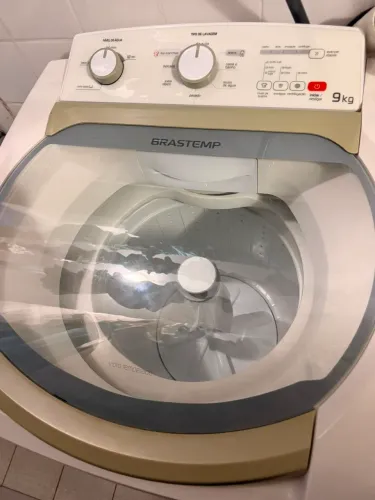 Excelente máquina de lavar Brastemp 9 kl