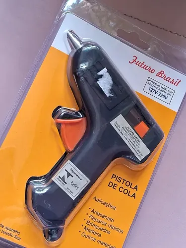 Aplicador de cola quente com brinde