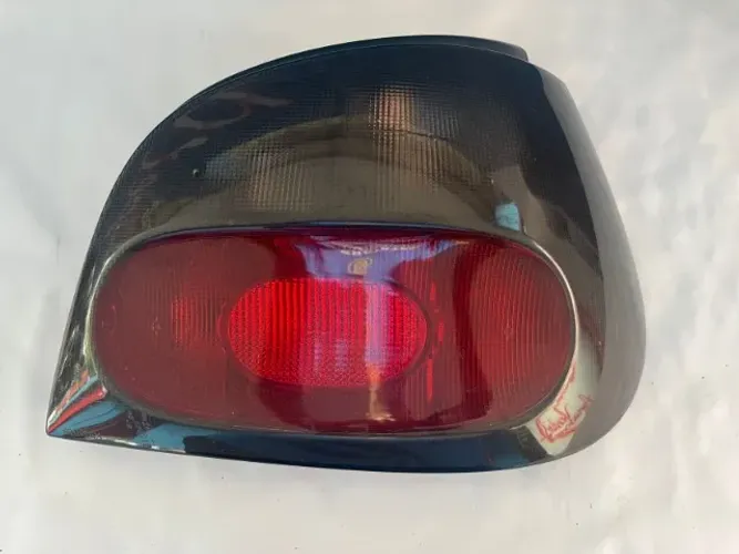 Lanterna Renault Megane ano 98 Fume Lado Direito Original 