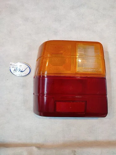 Lente lanterna traseira FIAT UNO 