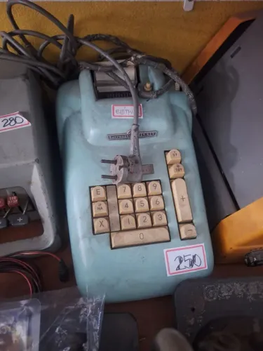 Máquina calculadora e registradora...PREÇO UNITÁRIO