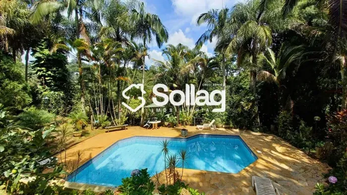 Casa para compra em Vinhedo no condominio Santa Fé, interior de São Paulo