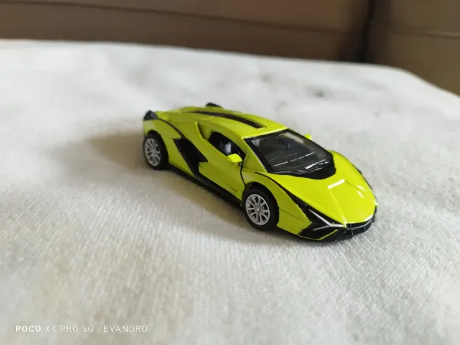 Miniatura Carro Lamborghini