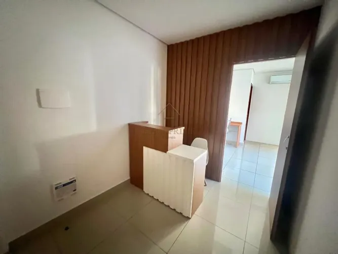 Sala comercial para alugar em Cotia, Centro, com 40 m²