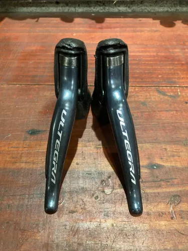 STI Shimano Ultegra Di2 ST-8050