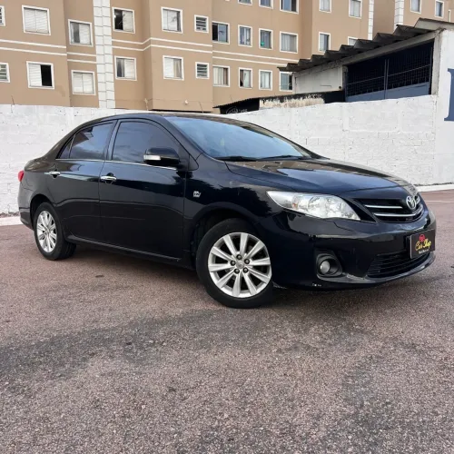 Toyota Corolla Altis 2.0 Flex Aut. 2013