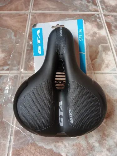 Selim para bicicleta novo, confortável e universal