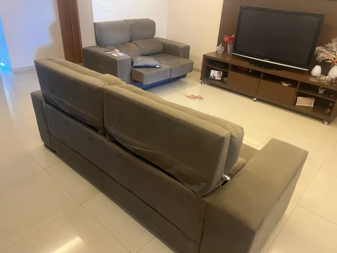 CONJUNTO DE SOFÁ DE 3 e 2 LUGARES