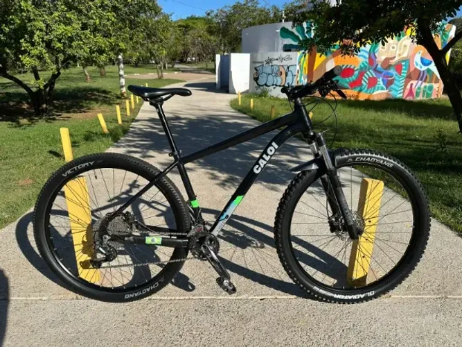 CALOI EXPLORER EXPERT 2022 Preta