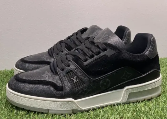 LV Trainer Monogram - 43