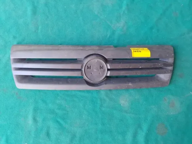 grade dianteira fiat uno/ fiorino  2009/13  usado