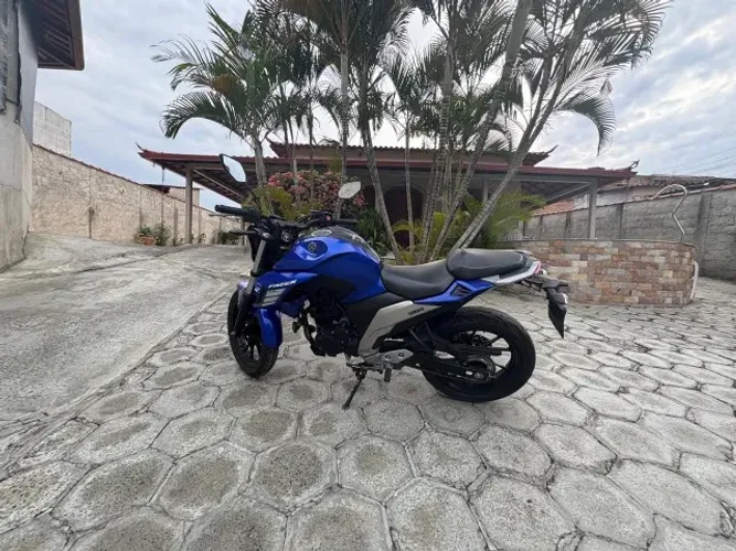 YAMAHA FAZER 250 MUITO NOVA 