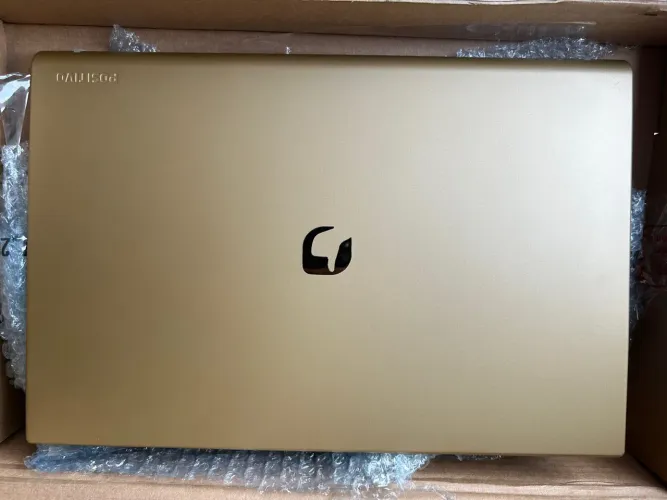 Moldura Tela Notebook POSITIVO c/ Tampa Nova