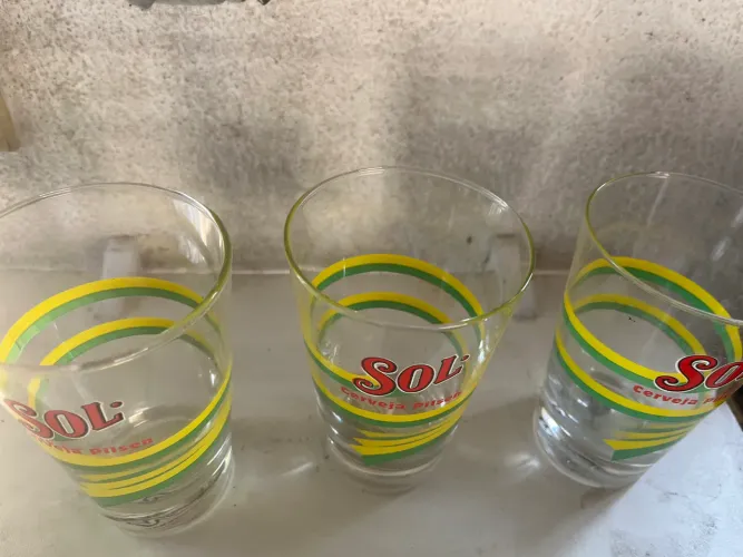 Três copos cerveja Sol tulipa