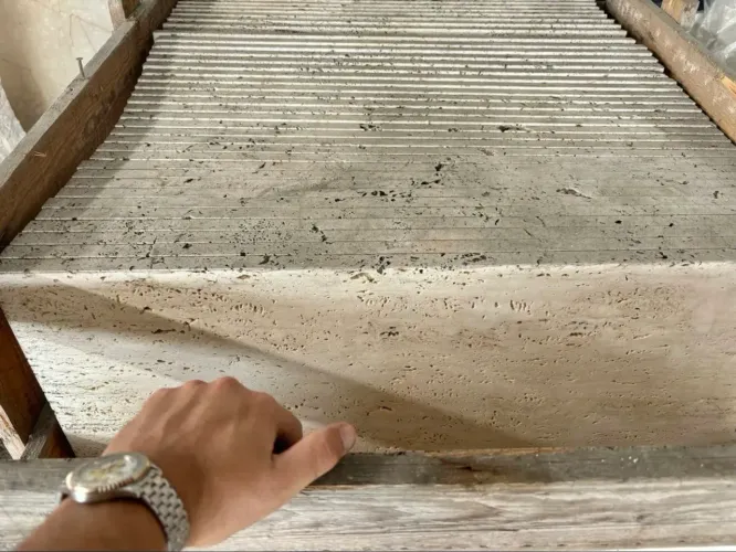 Piso Travertino Romano Italiano tipo Navona revestimento