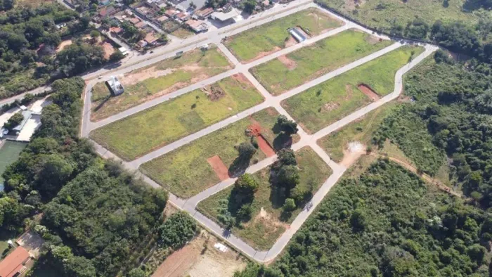 Lote Parcelado - Trindade - Go