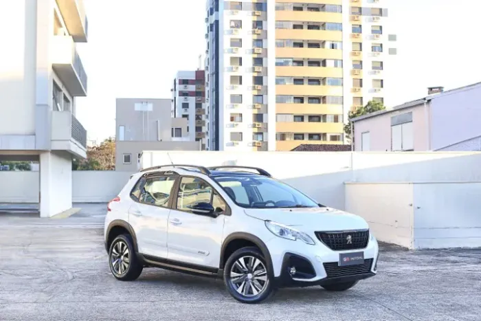 PEUGEOT 2008 GRIFFE 1.6 16V THP FLEX 2022, ÚNICO DONO E APENAS 50MIL KM!!!