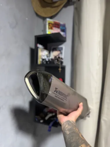 PONTEIRA ORIGINAL S1000RR 2024/25