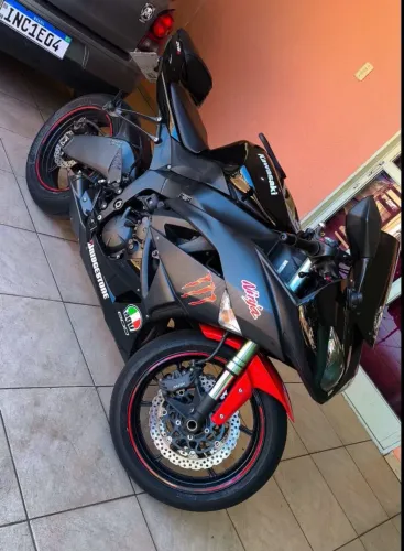 Zx6r 2011 só pegar e andar