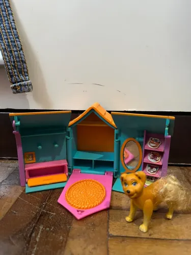 Casa de cachorro da polly