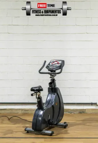 Bike Vertical Profissional Total Health usado