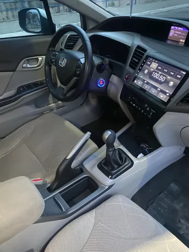 Honda Civic Sedan LXS 1.8/1.8 Flex 16V Mec. 4P 2013