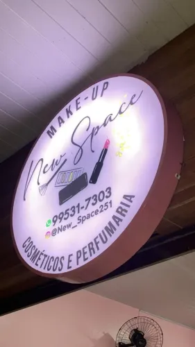 Luminoso redondo em acm 