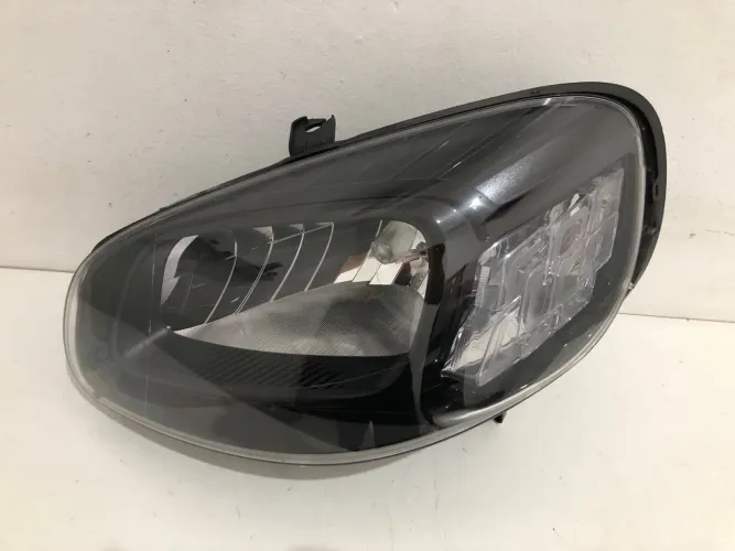 Farol Uno / Fiorino 2015 2016 2017 Á 2022 Máscara Negra Lado Esquerdo 