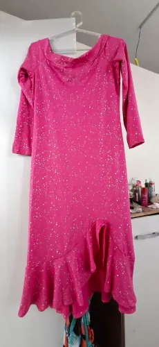 Vestido rosa com brilho