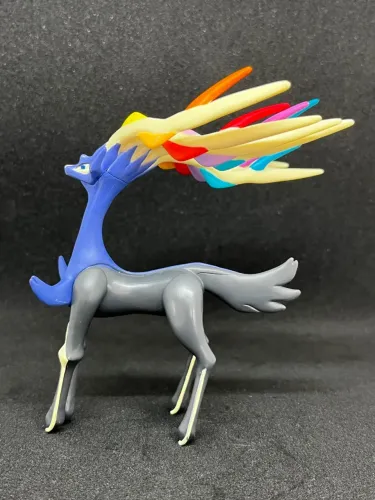 boneco pokémon xerneas da takara tomy