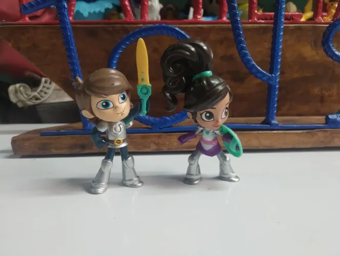 Princesa Nella e Sr Garrett