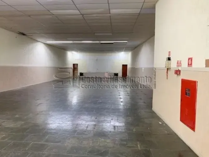 Salão Comercial Disponível para Locação - Parque das Américas/Mauá