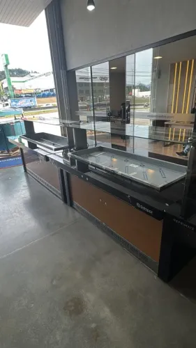 Buffet completo quente 10 gns e frio 8 gns Vitra Gelopar nova  