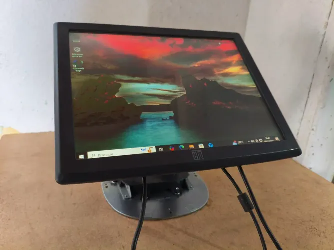 Monitor Elo Touch 15" 1515l - Funcionando Perfeitamente