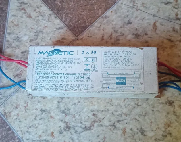 Reator Eletrônico para Lâmpadas Fluorescentes 2x30W Bivolt