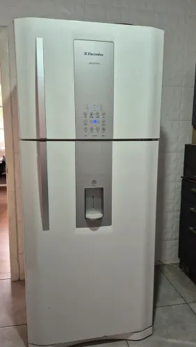 Geladeira Electrolux Infinity 553L