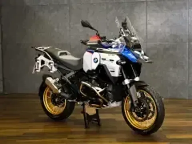 BMW R 1300 GS Adventure Trophy 2025