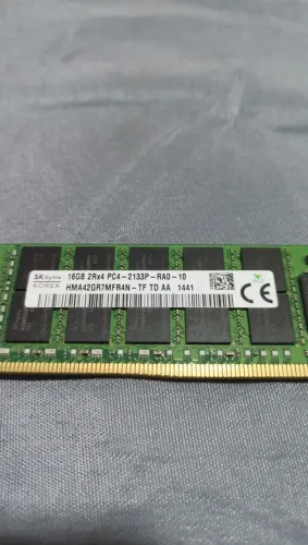 Memória RAM RDIMM 16 GB 2133 MHz.