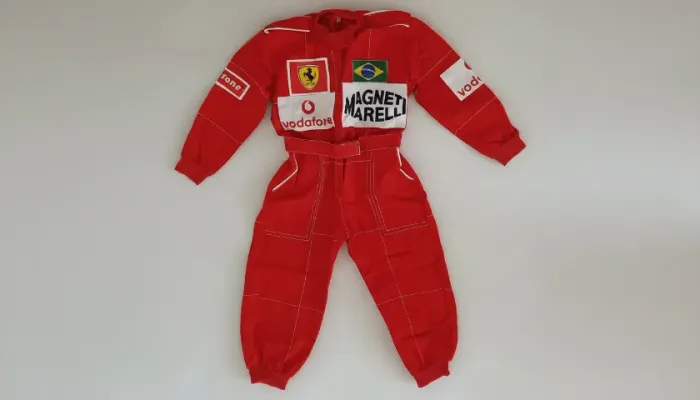 Macacão Infantil Fantasia Fórmula 1 Ferrari - Alta Qualidade em Brim