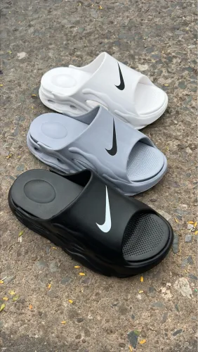 Chinelo Slide Nike