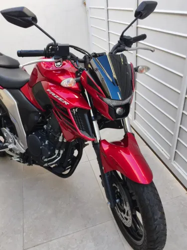 Yamaha Fazer 250cc Vermelha 2023