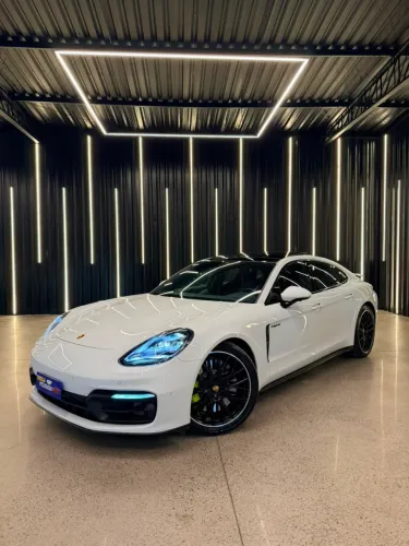 Porsche Panamera 4S E-hybrid 2.9 560cv 2023