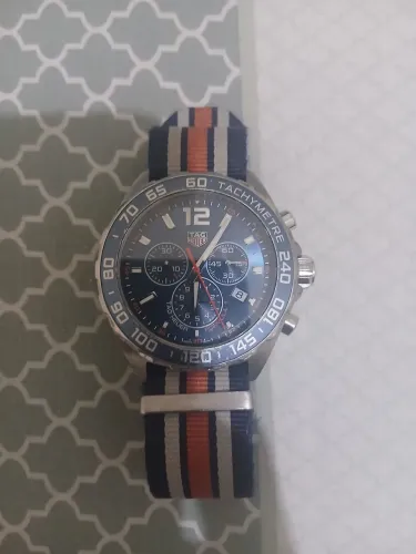 Vendo um relógio tag heuer 