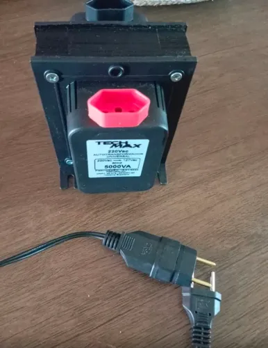Auto transformador 5000va
