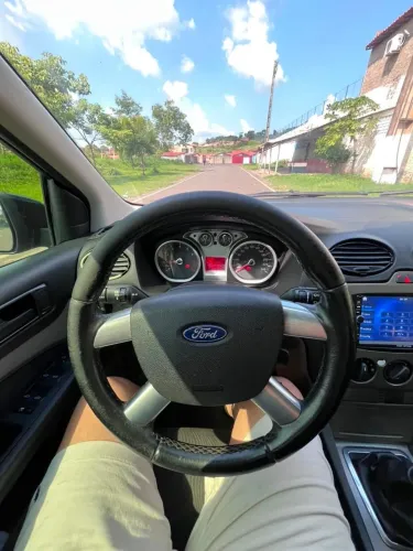 Vende-se carro